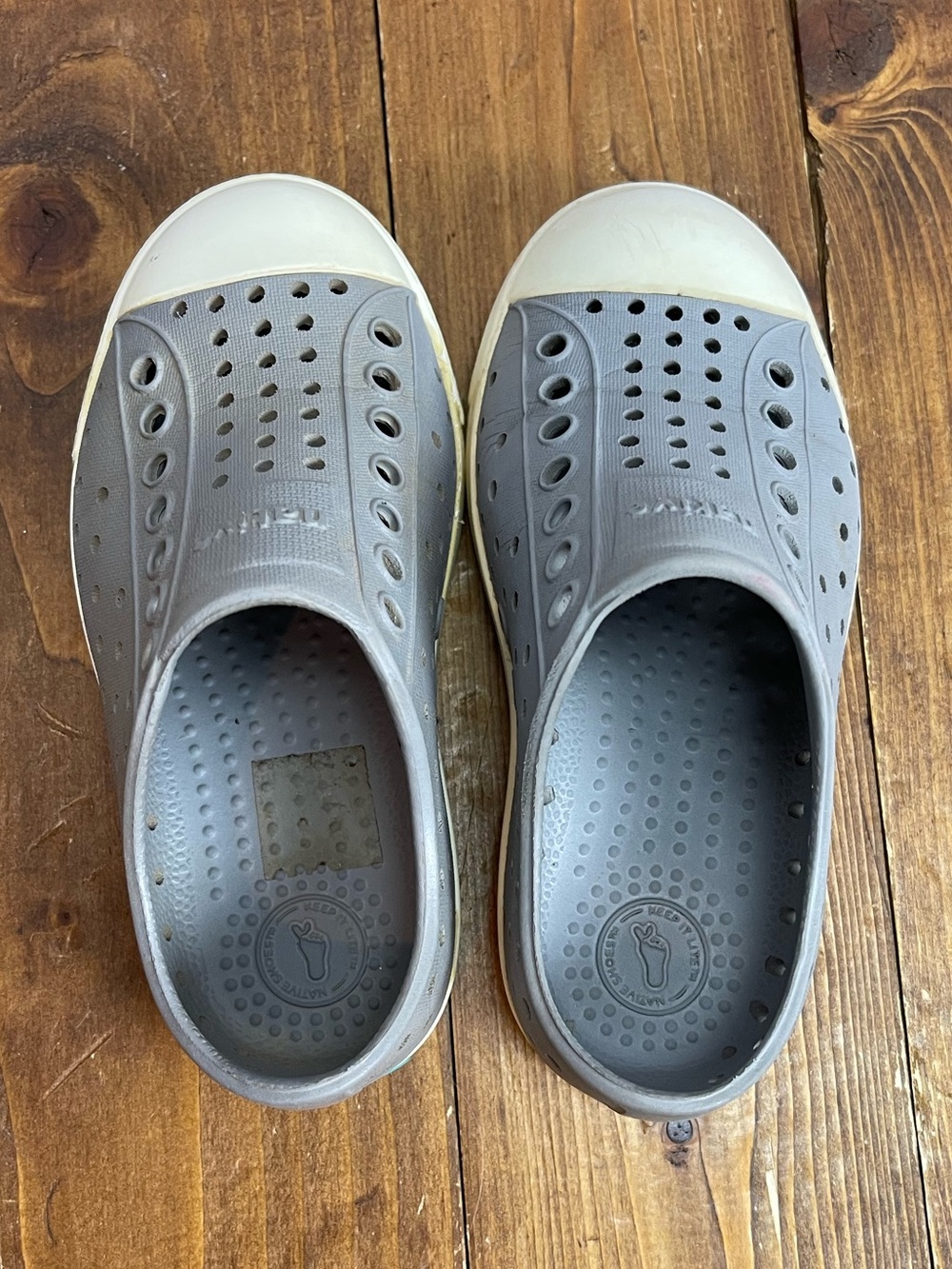 Native shoes toddler kid size 9 gray Jefferson foam sneakers